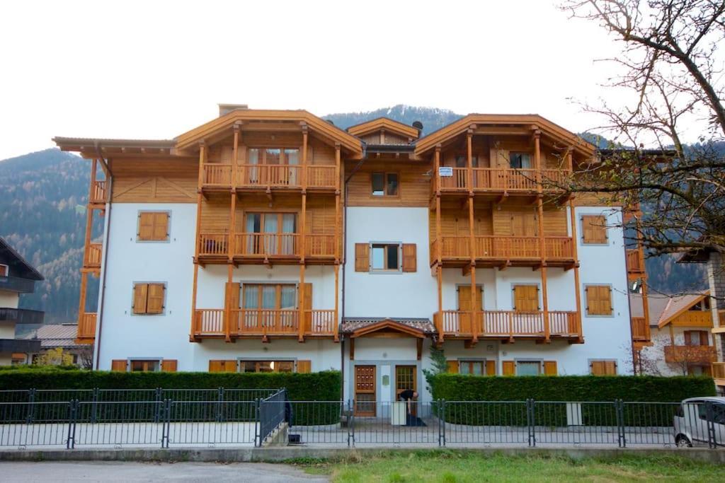 Lovely Apt In Pinzolo Val Rendena 7 المظهر الخارجي الصورة